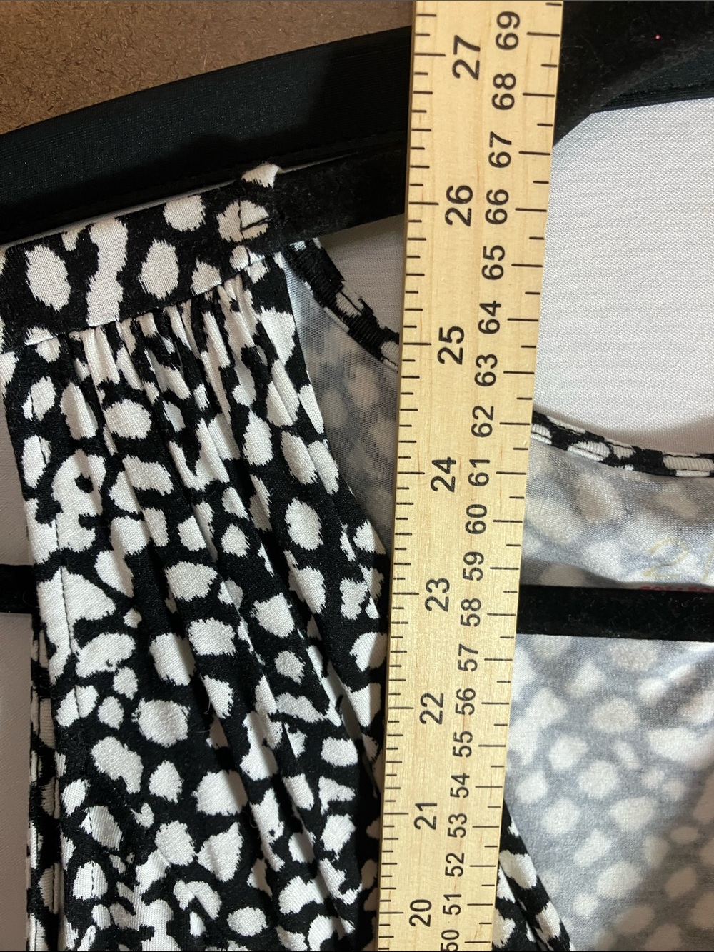 212 Collection Black & White Draped Cowl Neck Camisole - Picture 6 of 8